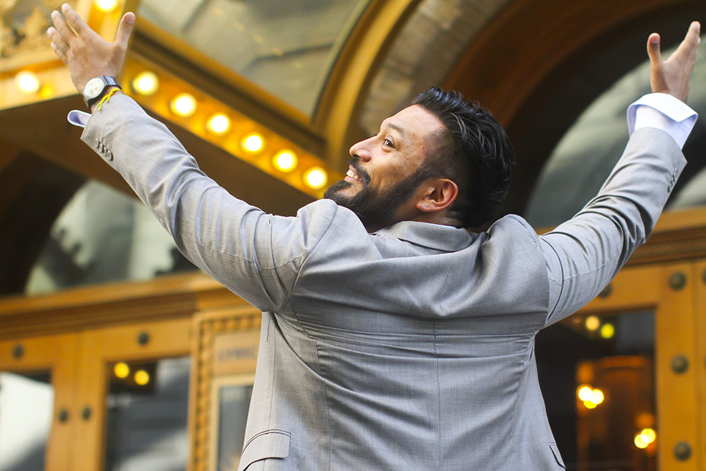 Roman Ultra Slim Gray Shark Skin Two Button Suit 