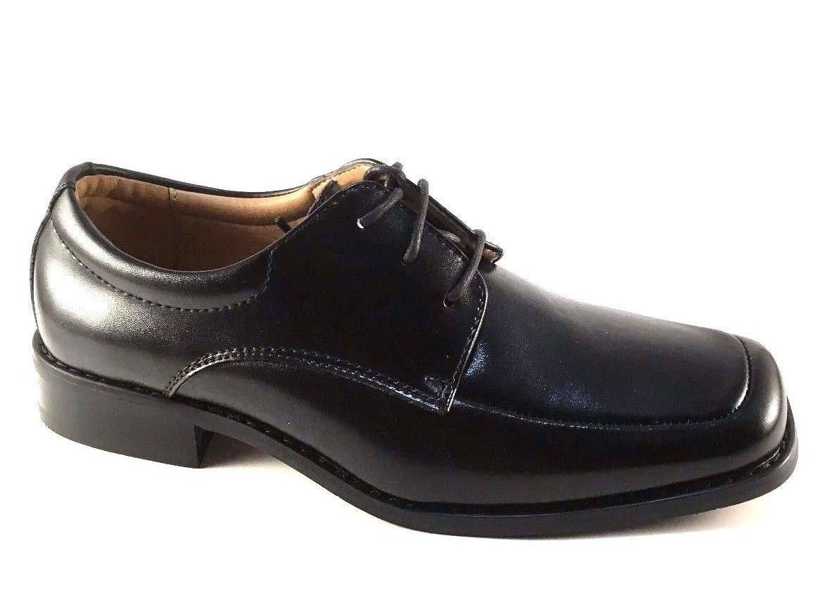 La Milano Black Shoe Profile View La Milano Black Shoe Profile View