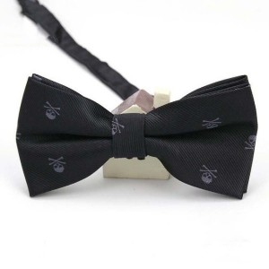 Black Tie with Gray Bones and Skulls
